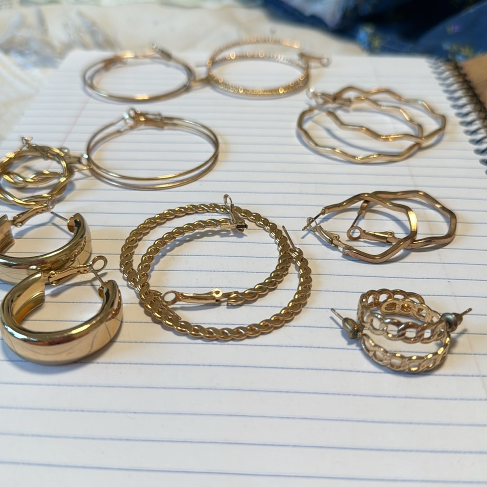 Hoops - Picture 2 of 2